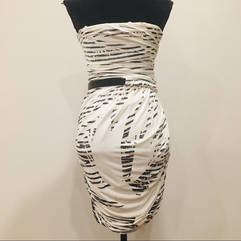 ELIZABETH & JAMES STRAPLESS DRESS WITH LEATHER BELT - Picture 4 of 8